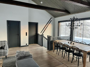 Porthos Ski Lodge